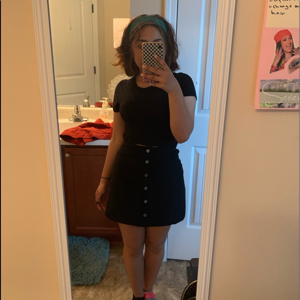Black skirt